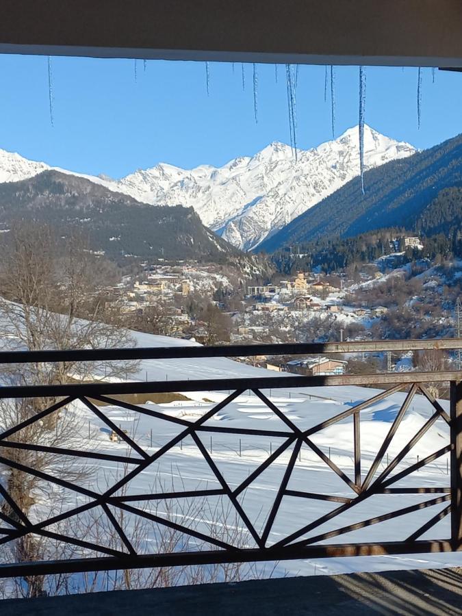 Guesthouse Caucasus Местия Экстерьер фото